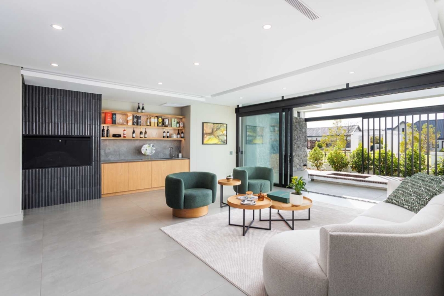 4 Bedroom Property for Sale in Val De Vie Estate Western Cape